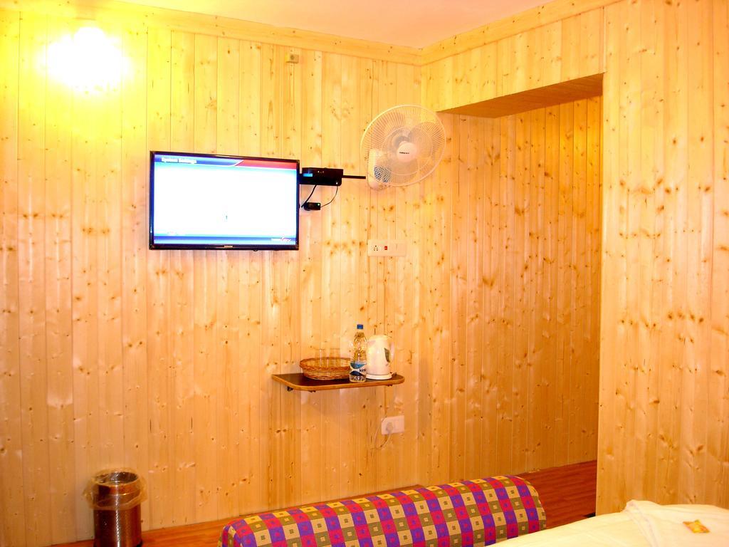 Ikraam Inn Bed & Breakfast Srīnagar Quarto foto