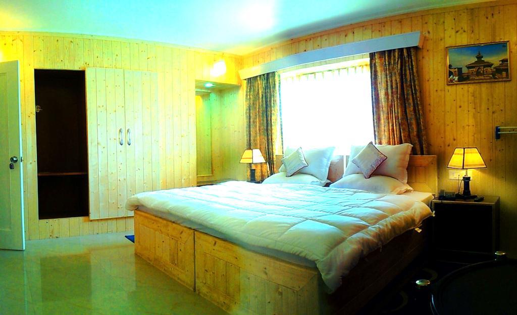 Ikraam Inn Bed & Breakfast Srīnagar Quarto foto